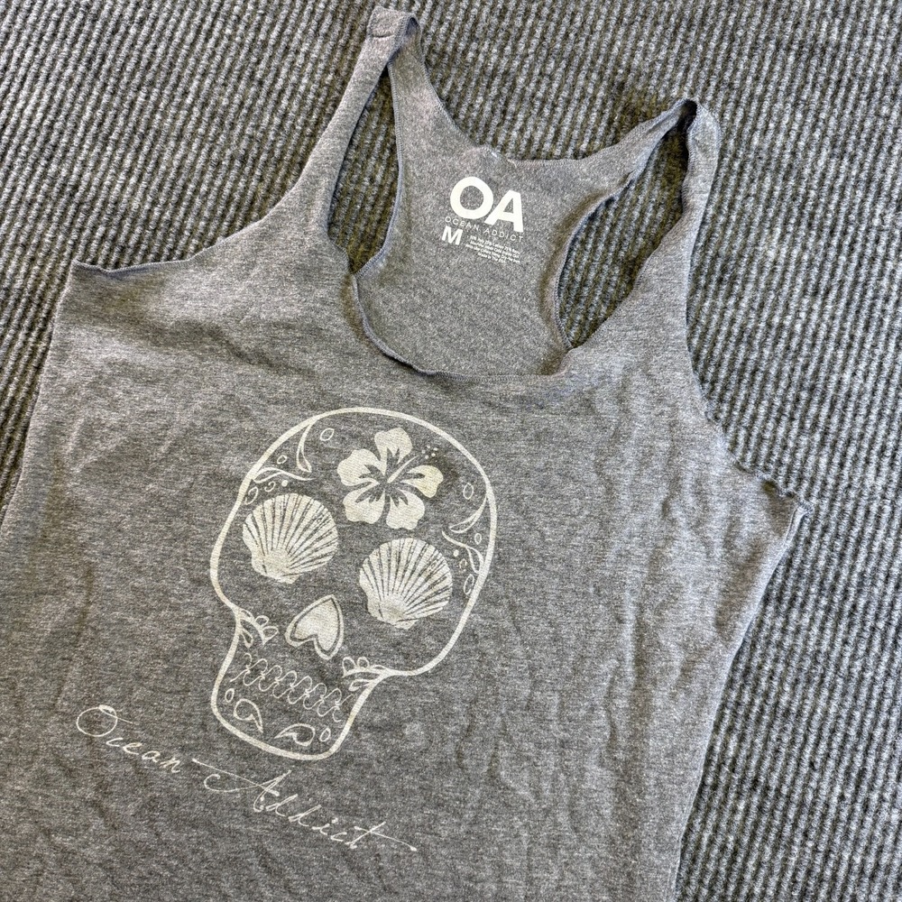 Ocean Addict‎ Womens M Gray Racerback Tank Top Skull Graphic Beach Hawaii